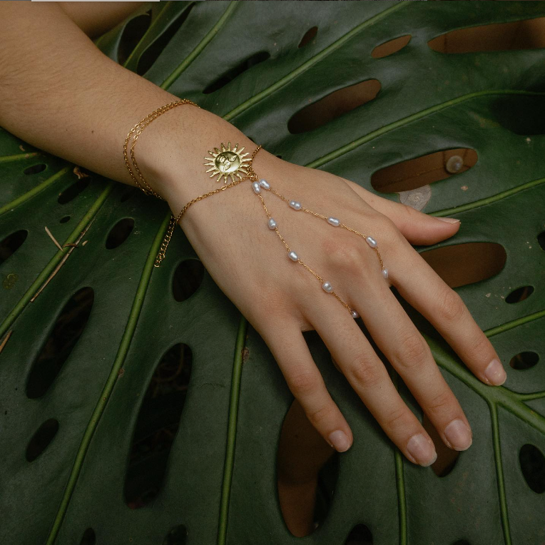 Hand Chains & Rings