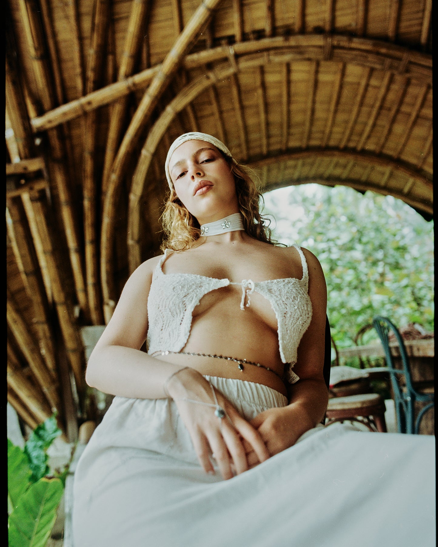 Marea Choker White